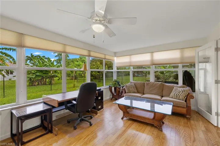 1724 SE 12th  ST, Cape Coral, FL 33990