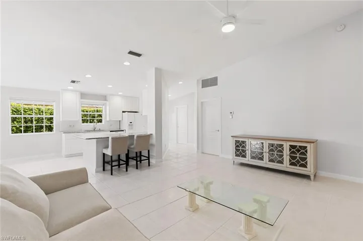3404  Cayman  LN, Naples, FL 34119
