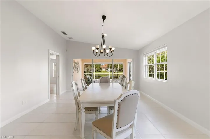 3404  Cayman  LN, Naples, FL 34119