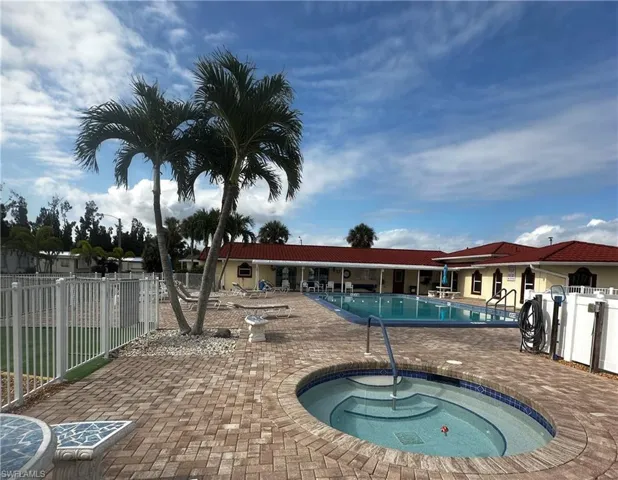 Community pool