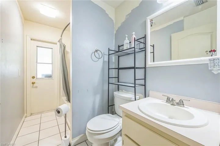 419 Candlewick Cir S, Lehigh Acres Fl 33936