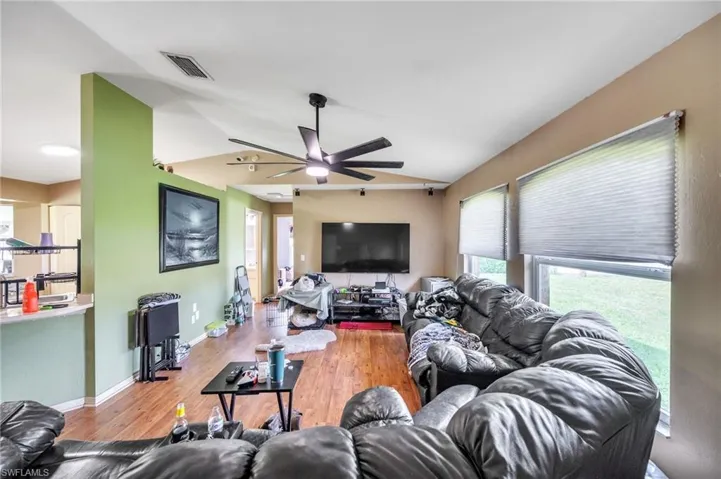 419 Candlewick Cir S, Lehigh Acres Fl 33936