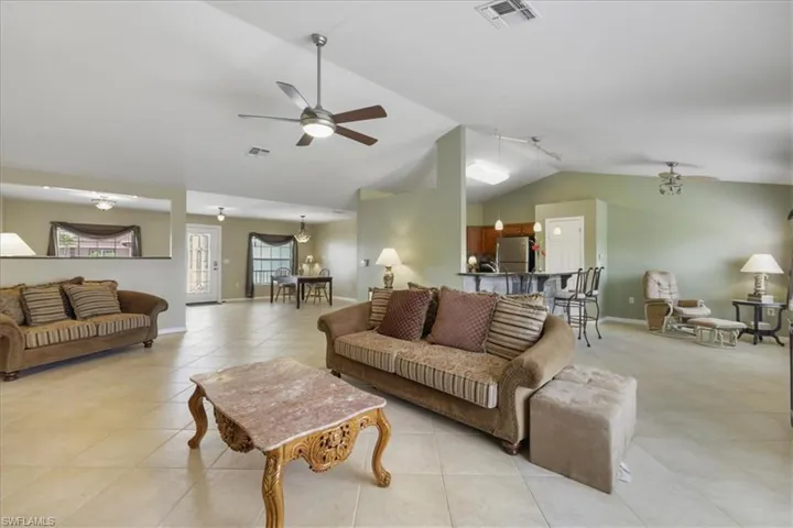 8141 Liriope Loop, Lehigh Acres, Florida 33972