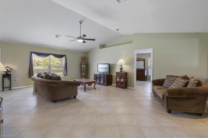 8141 Liriope Loop, Lehigh Acres, Florida 33972