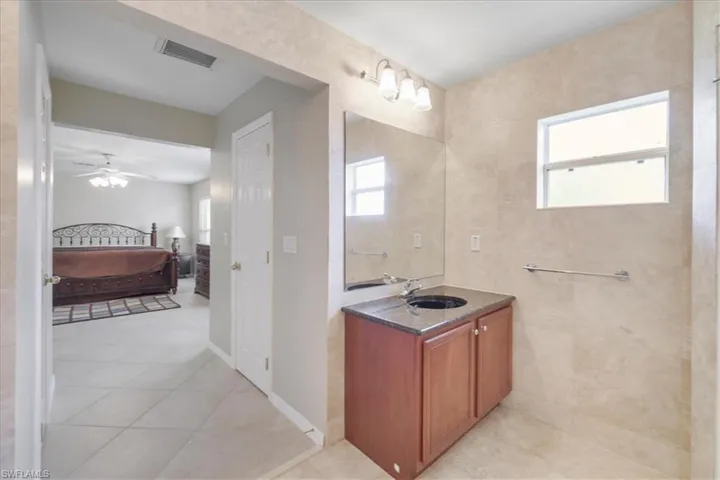 8141 Liriope Loop, Lehigh Acres, Florida 33972