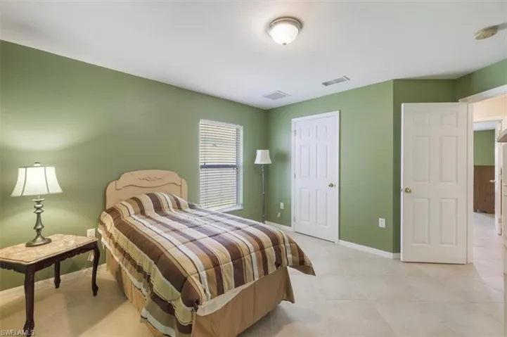 8141 Liriope Loop, Lehigh Acres, Florida 33972