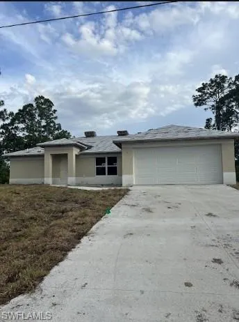 1138 Dutchess St E, Lehigh Acres, Florida 33974