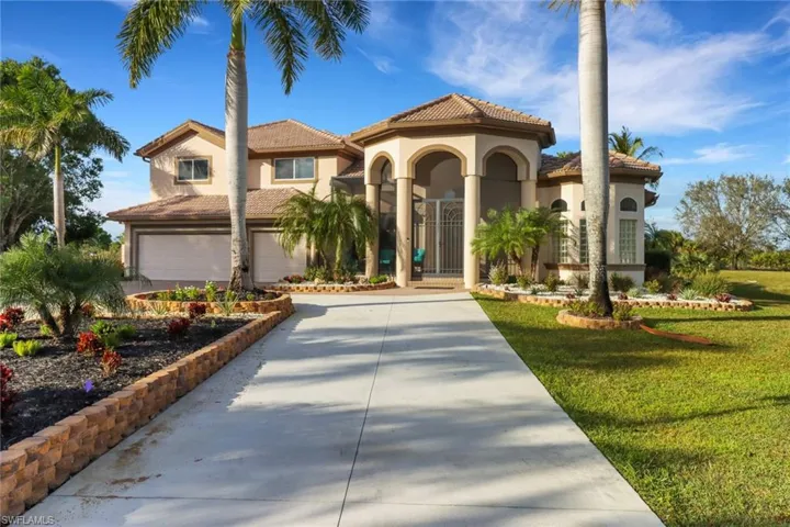 3885 52nd Ave Ne, Naples, Florida 34120