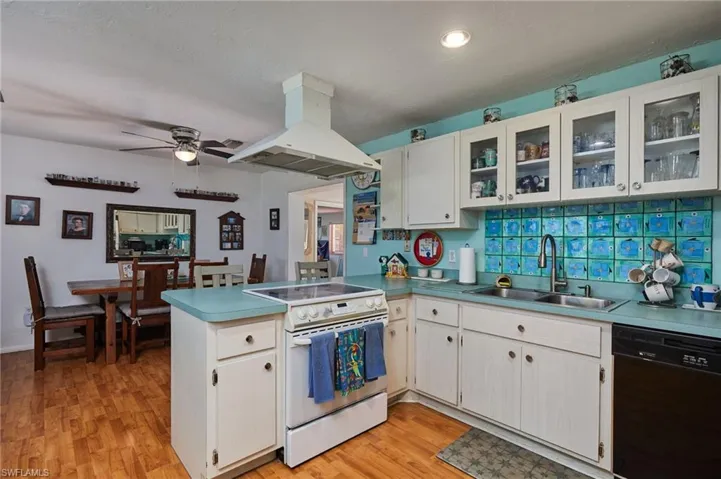 1660 S Hermitage  RD, Fort Myers, FL 33919