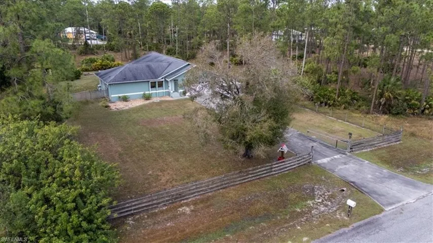Birds eye view of property