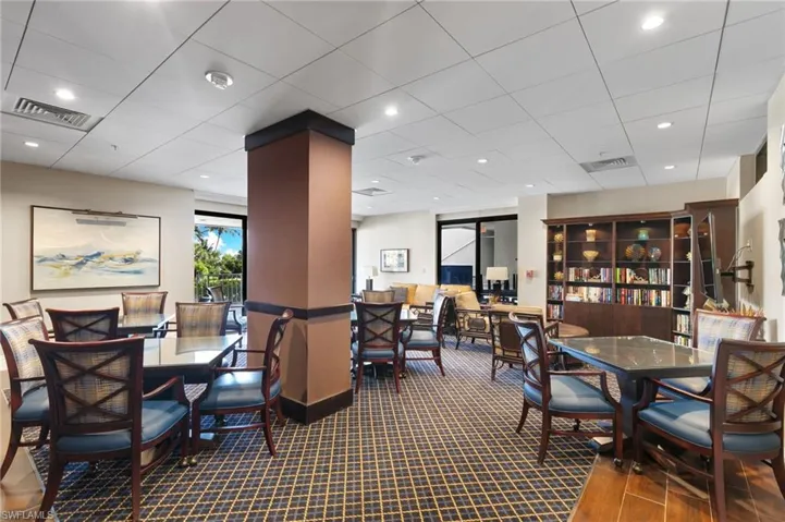 To gather and relax, on the first floor