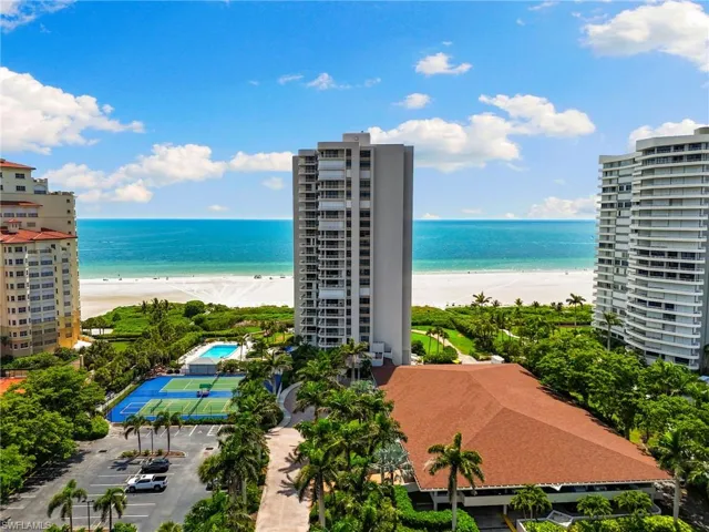 Check out the luxurious horizon each and every day