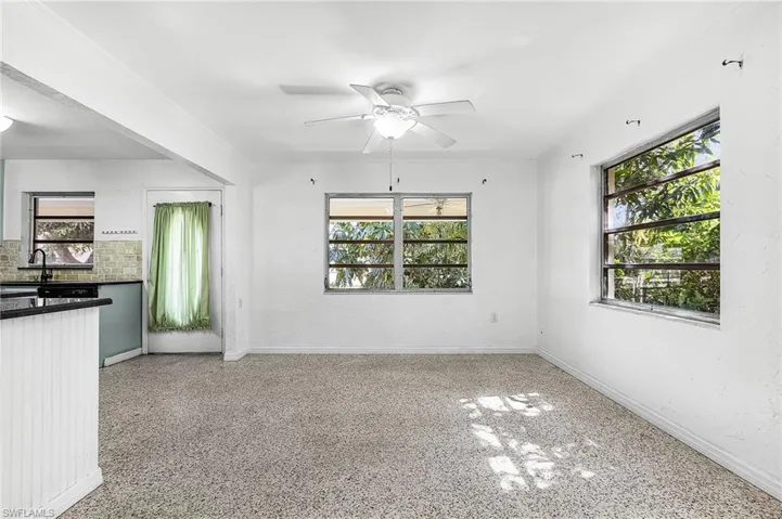 81 Glenmont Dr W, North Fort Myers, Florida 33917