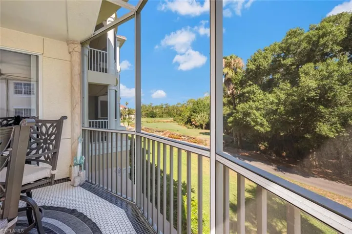 4853 Hampshire Ct # 107, Naples Fl 34112