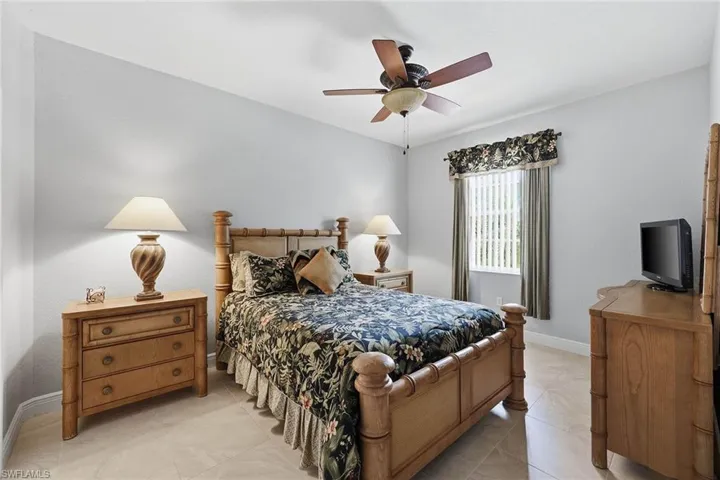 4620 Winged Foot Ct 201, Naples, Florida 34112