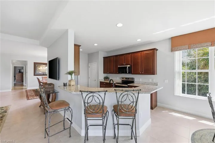 4620 Winged Foot Ct 201, Naples, Florida 34112