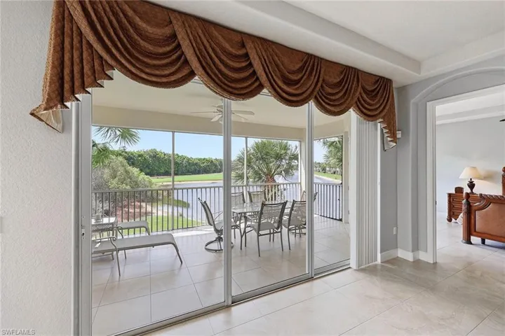 4620 Winged Foot Ct 201, Naples, Florida 34112
