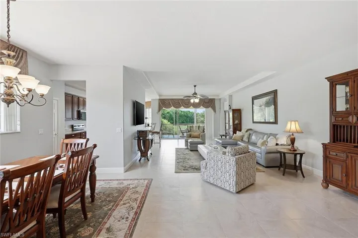 4620 Winged Foot Ct 201, Naples, Florida 34112