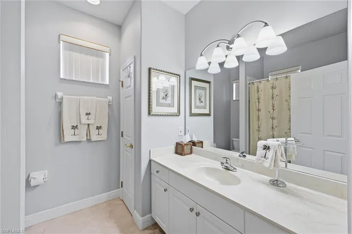 4620 Winged Foot Ct 201, Naples, Florida 34112