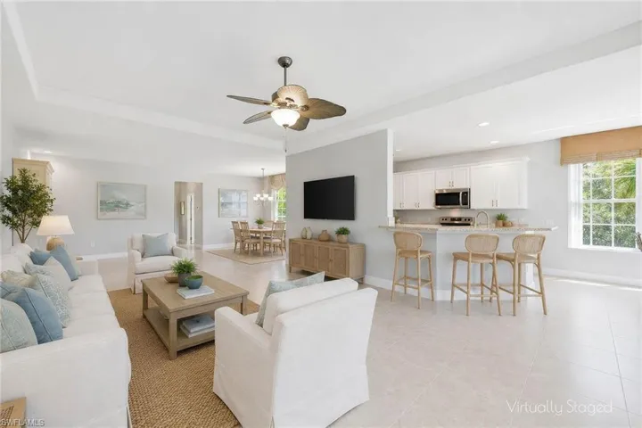 4620 Winged Foot Ct 201, Naples, Florida 34112