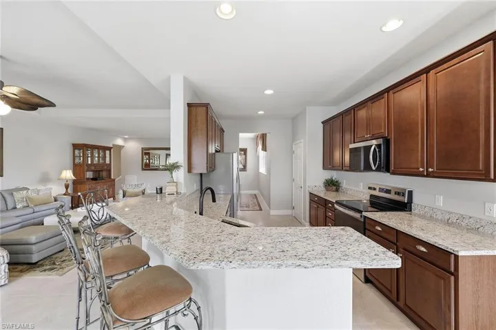 4620 Winged Foot Ct 201, Naples, Florida 34112