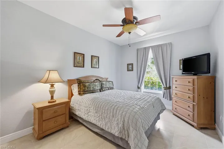 4620 Winged Foot Ct 201, Naples, Florida 34112