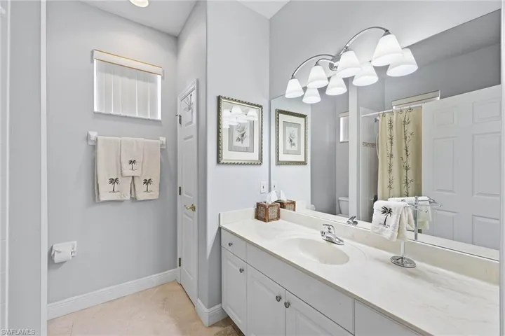 4620 Winged Foot Ct 201, Naples, Florida 34112