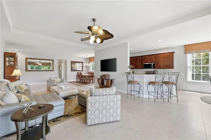 4620 Winged Foot Ct 201, Naples, Florida 34112