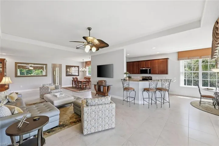 4620 Winged Foot Ct 201, Naples, Florida 34112