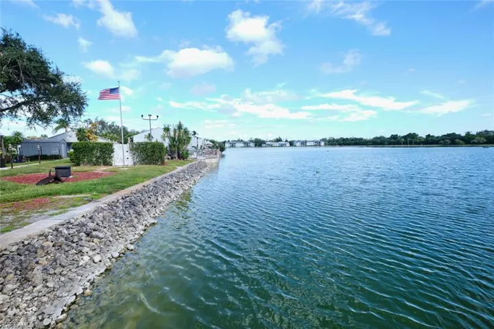 9627  Windsor Club  CIR, Fort Myers, FL 33905