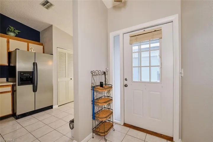 9627  Windsor Club  CIR, Fort Myers, FL 33905