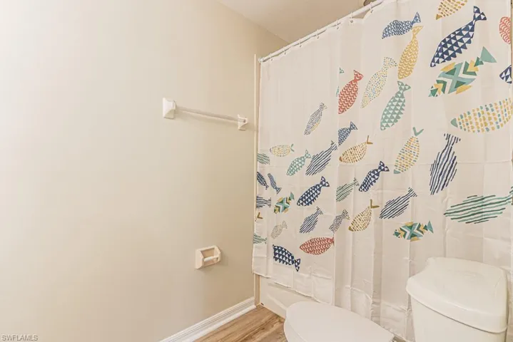 Full bathroom Shower -Tub Combination