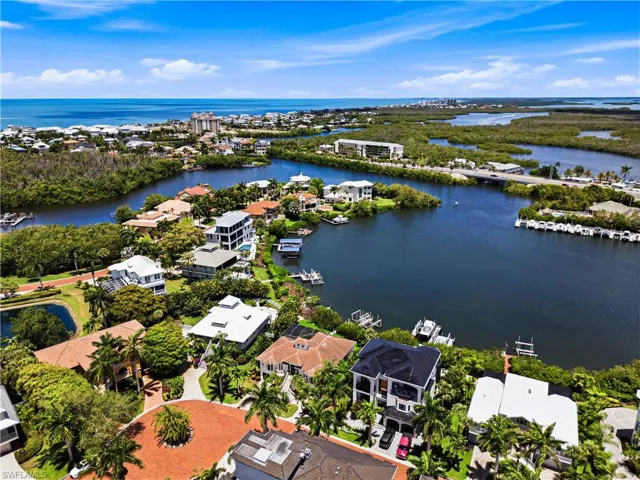 201  San Mateo  DR, Bonita Springs, FL 34134
