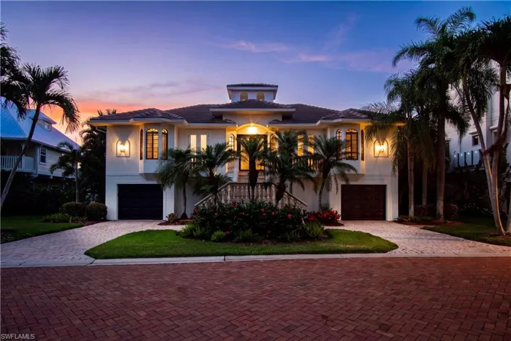 201  San Mateo  DR, Bonita Springs, FL 34134