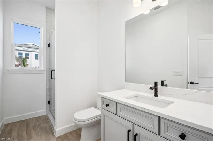 1620 Seahaven Dr unit 408 ~ Ready Now