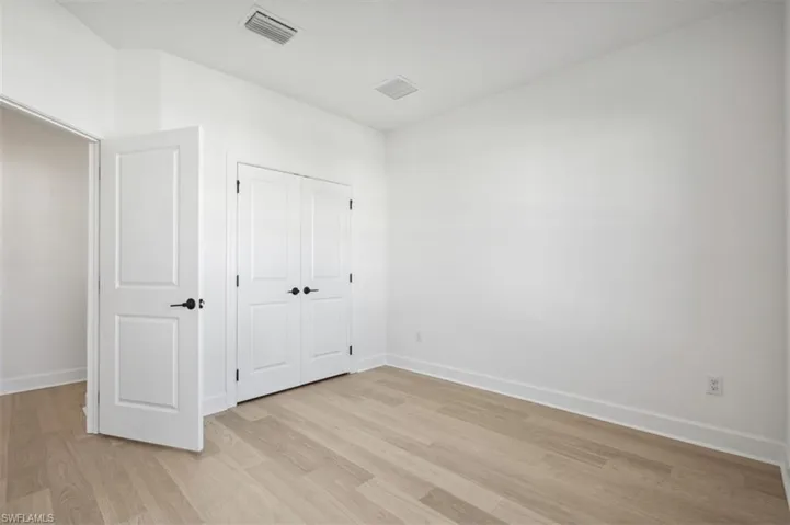 1620 Seahaven Dr unit 408 ~ Ready Now