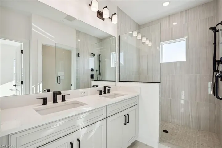 1620 Seahaven Dr unit 408 ~ Ready Now