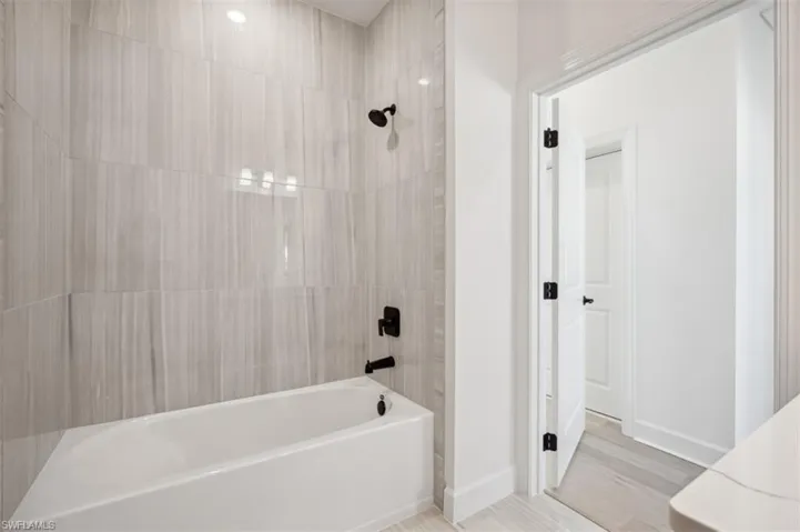 1620 Seahaven Dr unit 408 ~ Ready Now