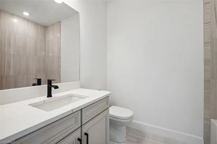 1620 Seahaven Dr unit 408 ~ Ready Now