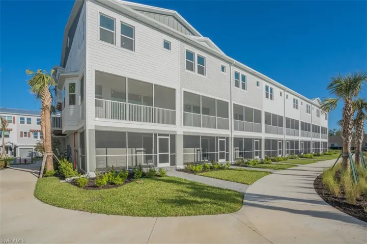 1620 Seahaven Dr unit 408 ~ Ready Now
