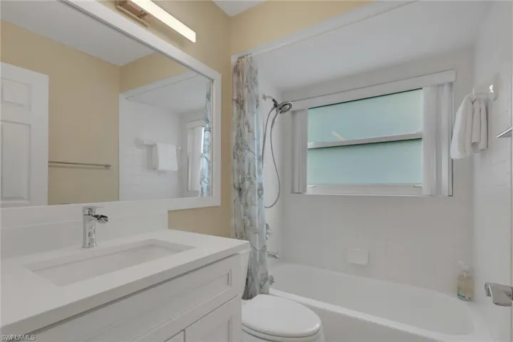 744  Belville  BLVD, Naples, FL 34104