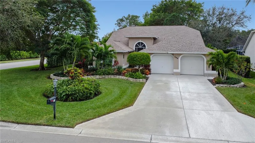 744  Belville  BLVD, Naples, FL 34104
