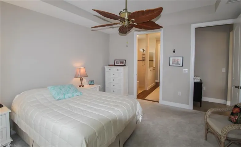 15'6" x 13' Primary Bedroom