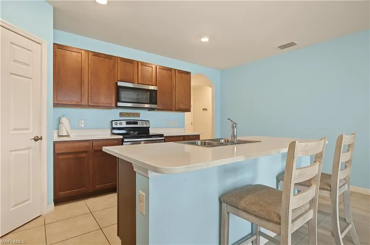 3190 Estancia Ln, Cape Coral, Florida 33909