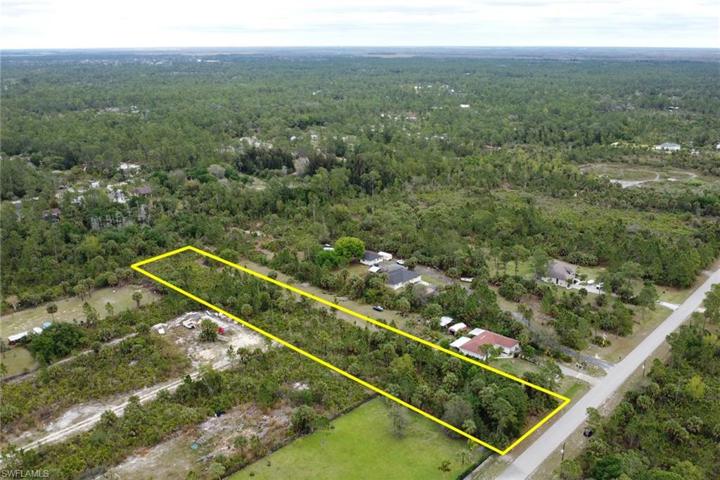 3229 4th AVE NE, NAPLES FL 34120