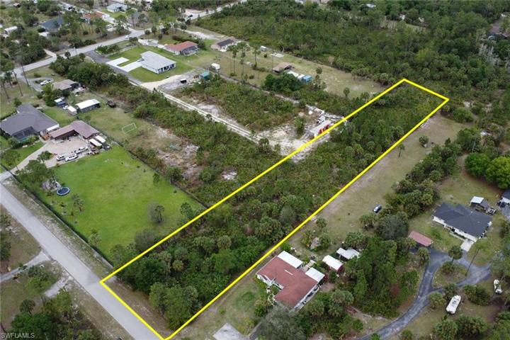 3229 4th AVE NE, NAPLES FL 34120
