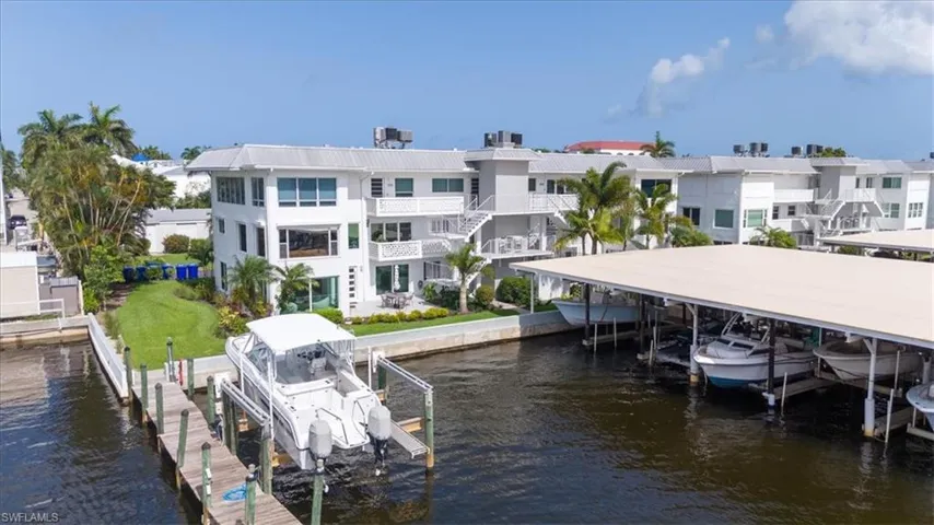 1100 8th Ave S 123f, Naples, Florida 34102