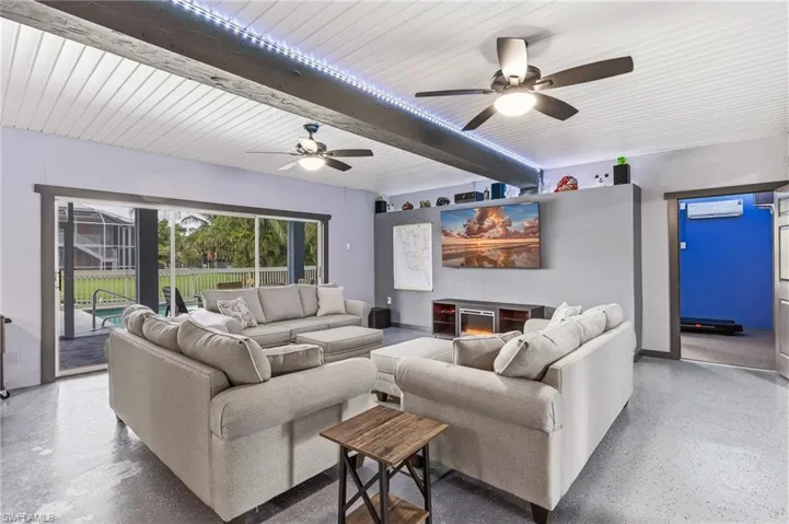 4692 Spring Creek Dr, Bonita Springs, Florida 34134