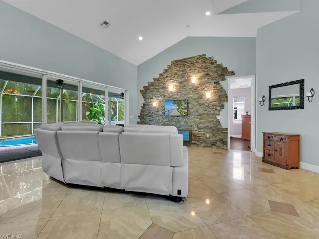 3847  Hopevale  ST, Fort Myers, FL 33905