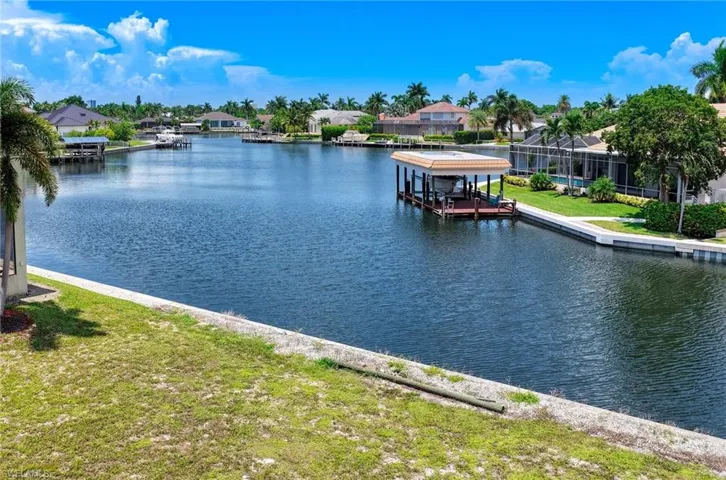 1674 Briarwood Ct, Marco Island, Florida 34145